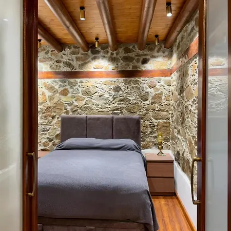 To Petrino 4 Studio- Nature, Comfort & Tradition Under One Roof